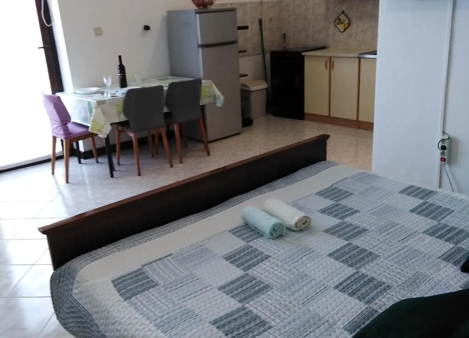 Apartments With A Parking Space Pula - 6985 Croatia